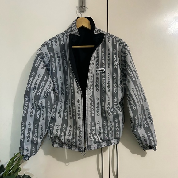 Authentic Adidas Black Jacket Reversible Bomber - Picture 2 of 7